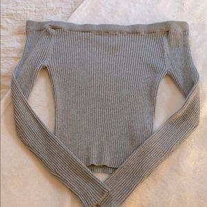 Off the shoulder / strapless top